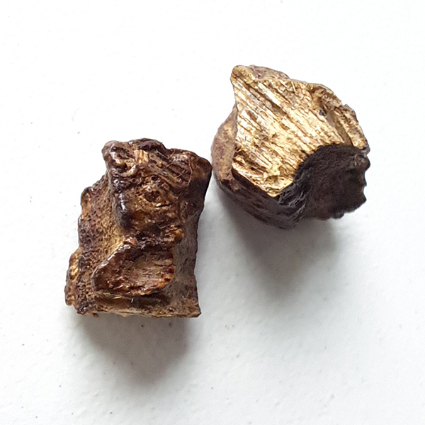 Al Haramain - Cambodia Agarwood detail